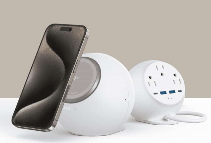 Anker MagGo Magnetic Charging Station (8-in-1) gives you power and a clutter-free setup