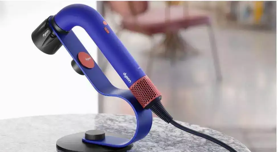 Dyson Supersonic r professional hair dryer gives you a pro-level style and finished look