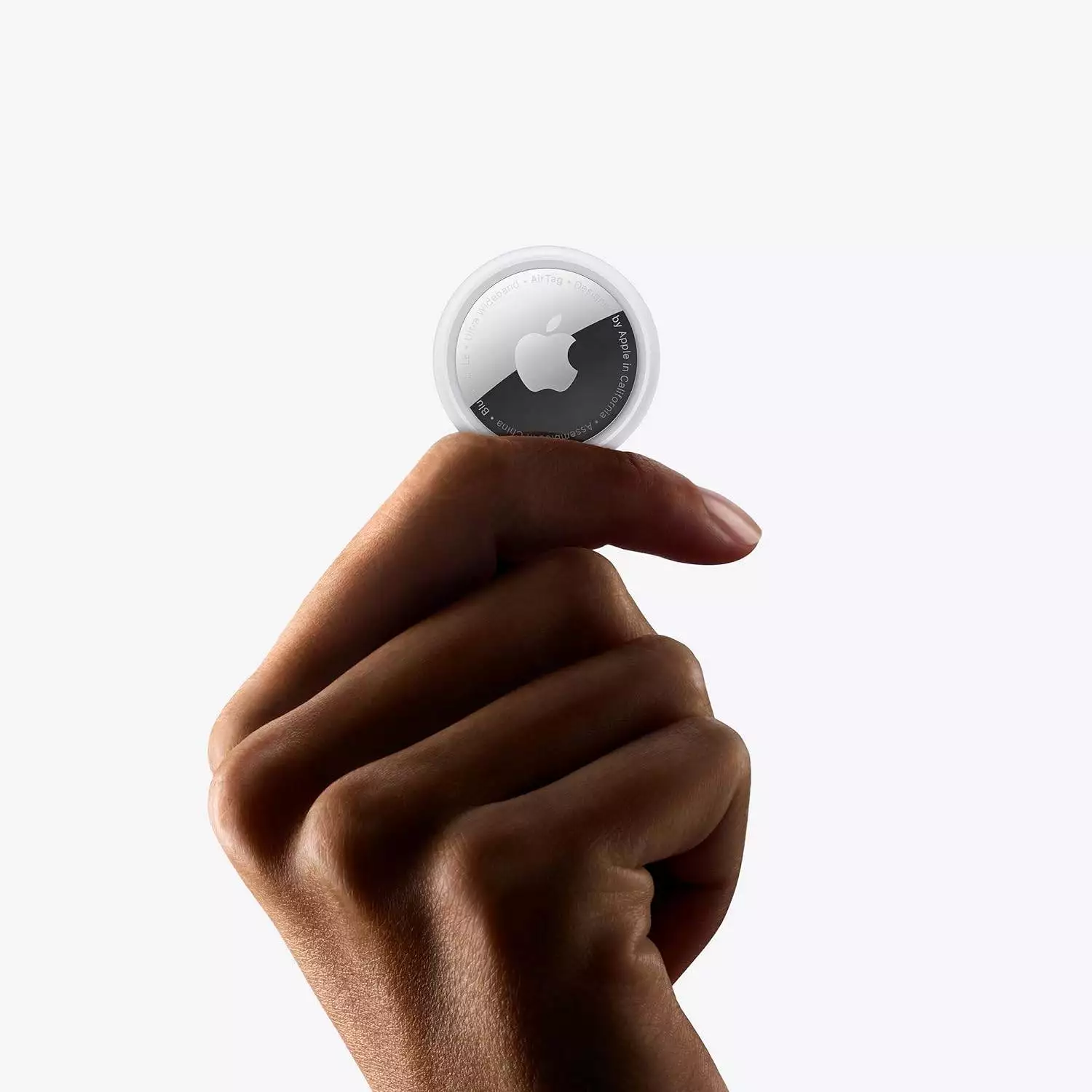 apple airtag bluetooth tracker